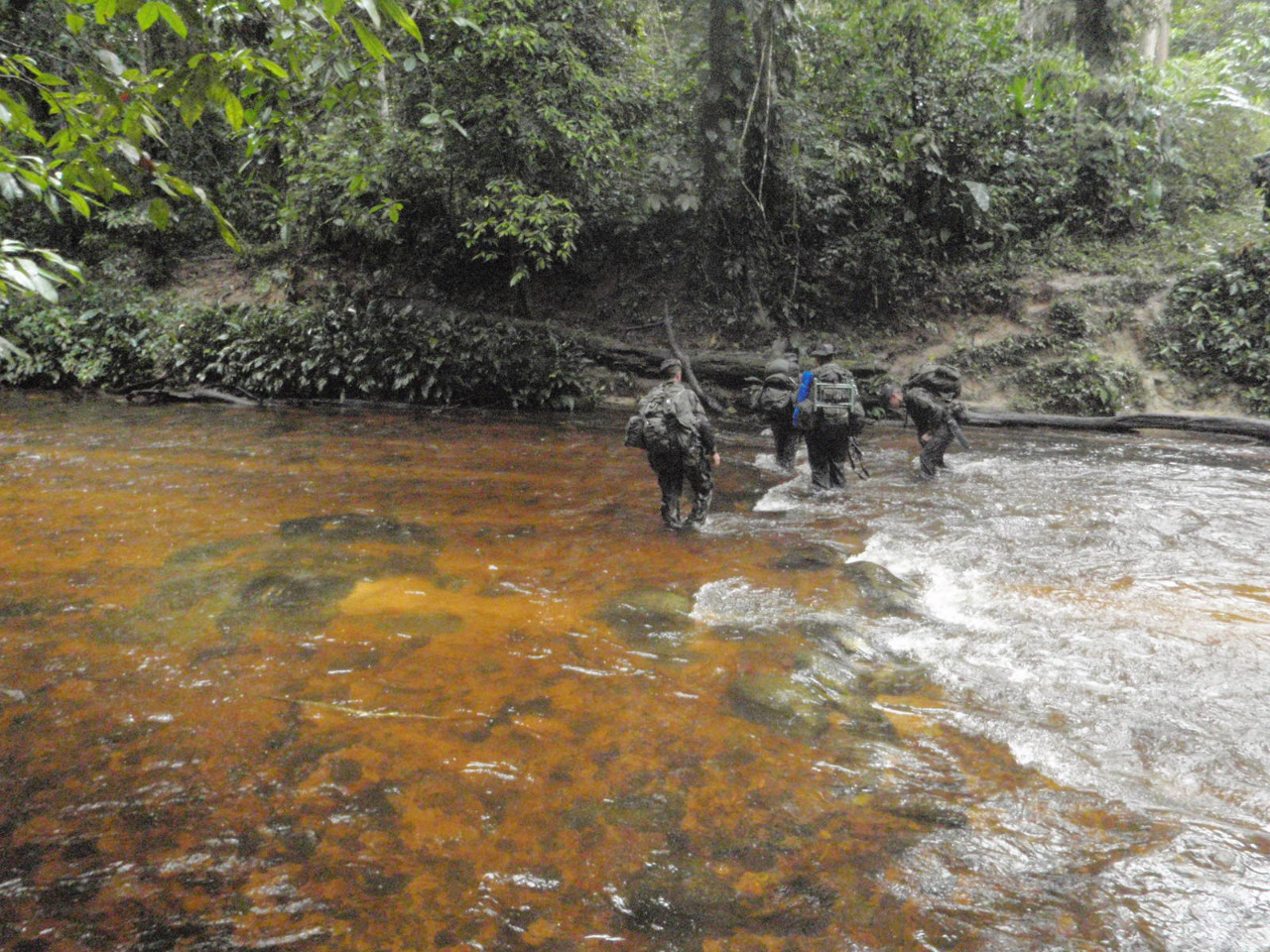 Exército Brasileiro realiza reconhecimento de fronteira no Pico da