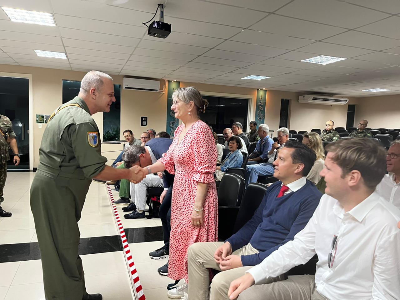 Deutsche Delegation besucht das Amazonas-Militärkommando