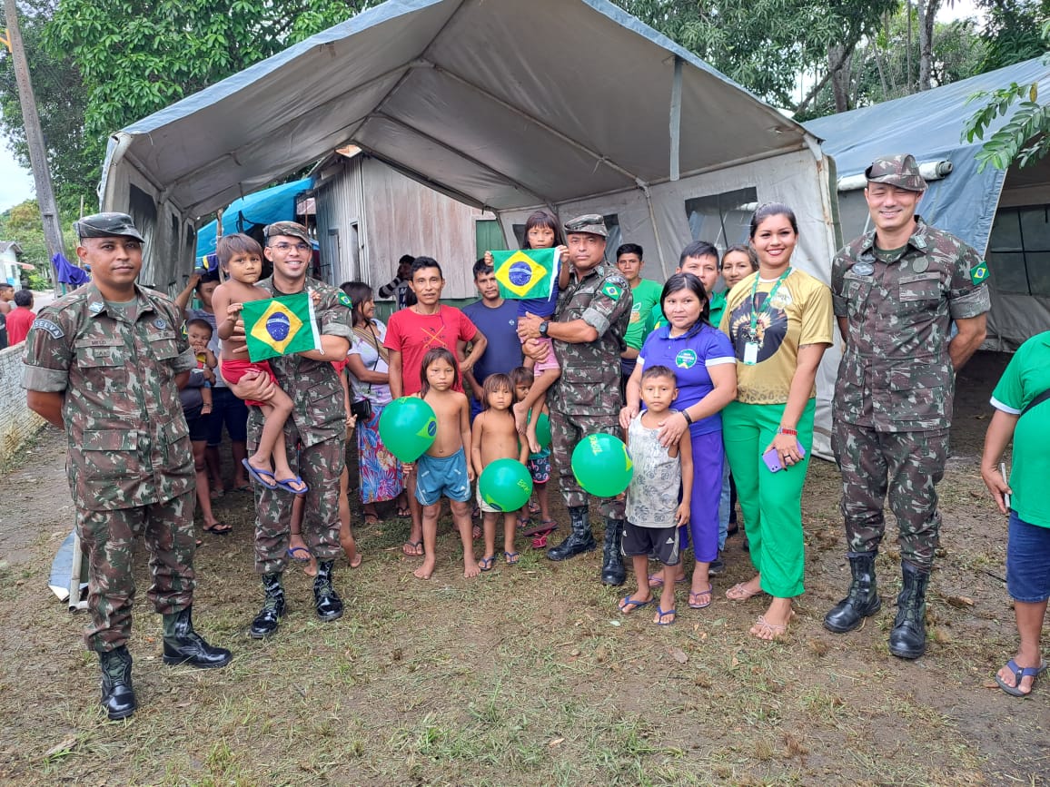 C Fron/7º BIS fortalece segurança e promove ação humanitária na